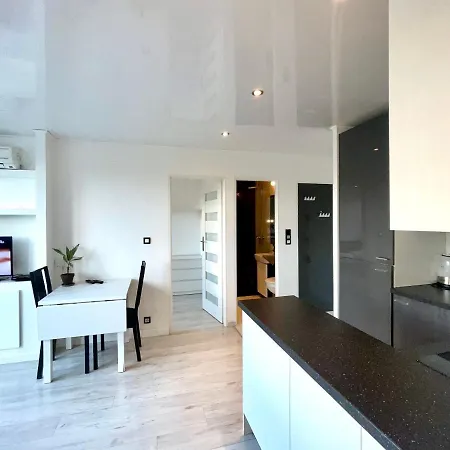 Sasi - Cozy For 6 People In Centre Apartment Warsaw