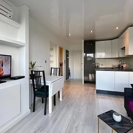 Sasi - Cozy For 6 People In Centre *